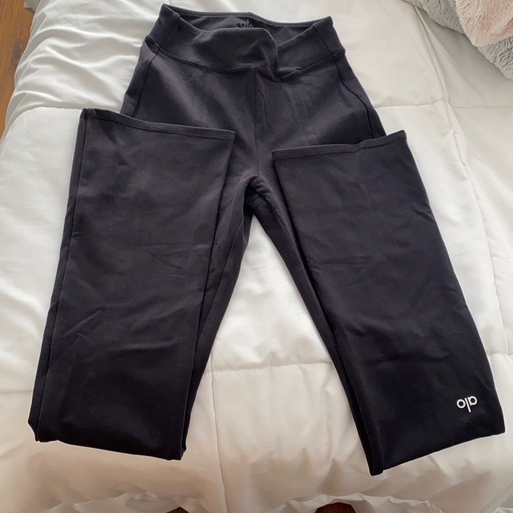 Alo Airbrush 7/8 High Waist Flutter Legging size XXS